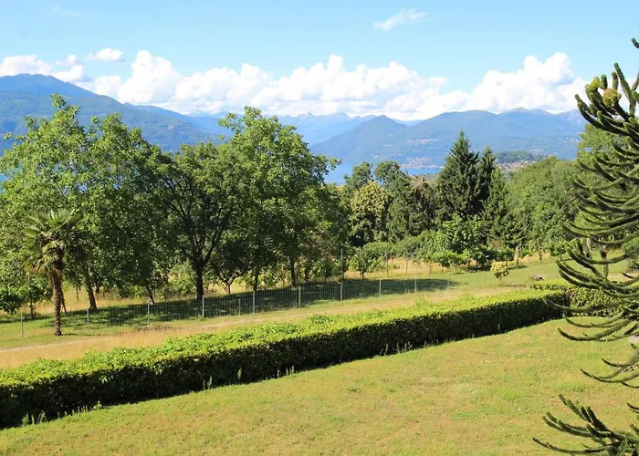 Gallina By Interhome בקתה Castelveccana